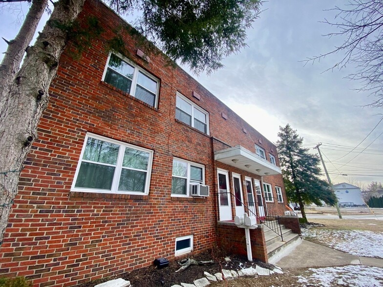 More Photos Of 311 Broadway, Laurel Springs Apartments For Sale