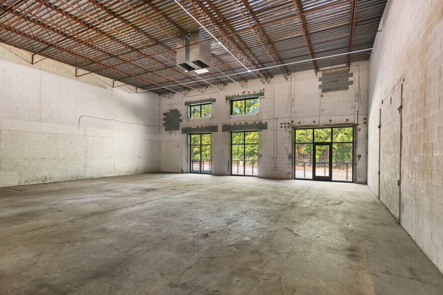 More Photos Of 3586 Pierce Dr NE, Chamblee Office For Sale