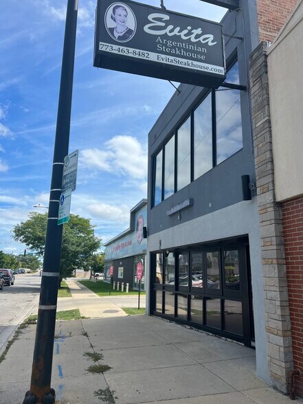 Primary Photo Of 6112 N Lincoln Ave, Chicago Restaurant For Lease
