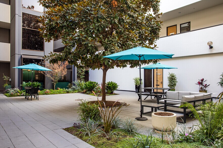 More Photos Of 4633 Old Ironsides Dr, Santa Clara Unknown For Lease