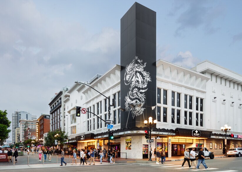 More Photos Of 701 5th Ave, San Diego General Retail For Lease