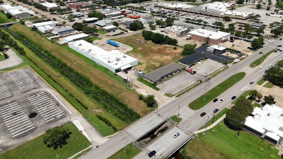 More Photos Of 16436 Sea Lark Rd, Houston Land For Sale