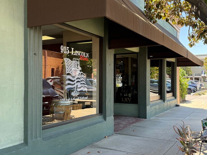 More Photos Of 1306 Pine St, Paso Robles Storefront For Sale