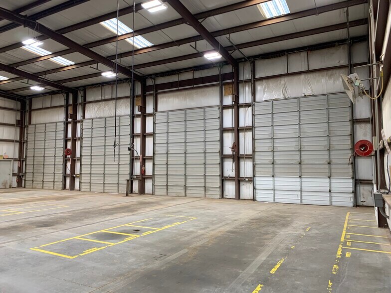 More Photos Of 1622 W 2nd St, Odessa Warehouse For Sale