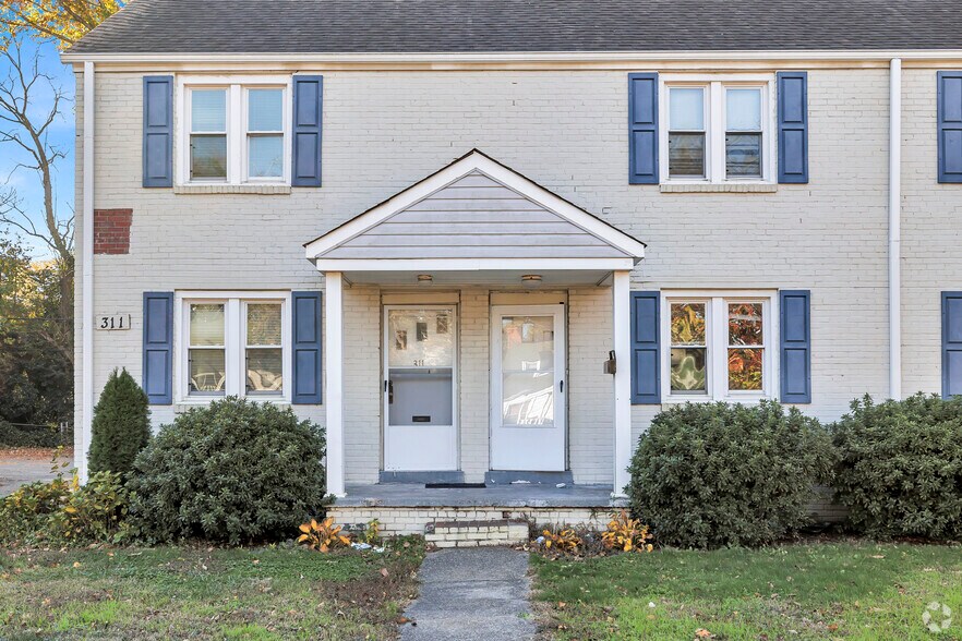More Photos Of 307 W Little Creek Rd, Norfolk Apartments For Sale