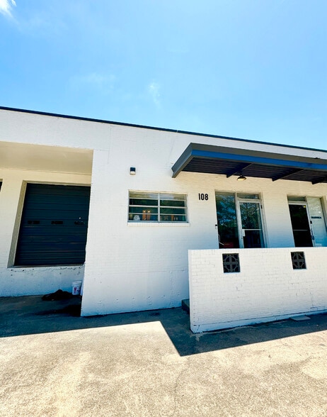 More Photos Of 2797 Irving Blvd, Dallas Distribution For Lease