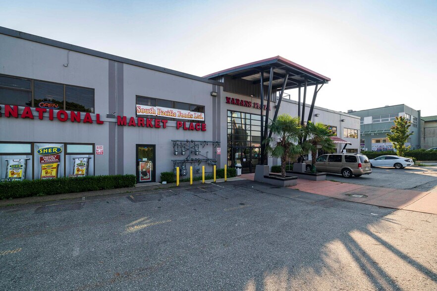 More Photos Of 12070 88 Ave, Surrey Storefront For Sale