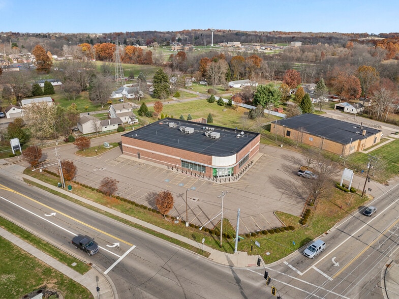 More Photos Of 4042 Cleveland Ave SW, Canton Drugstore For Lease