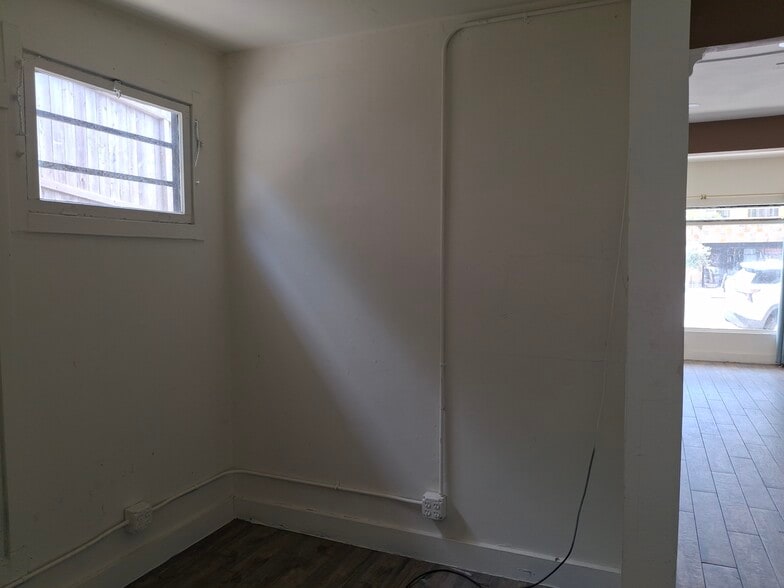 More Photos Of 1850 S Coast Hwy, Laguna Beach Storefront Retail Residential For Lease