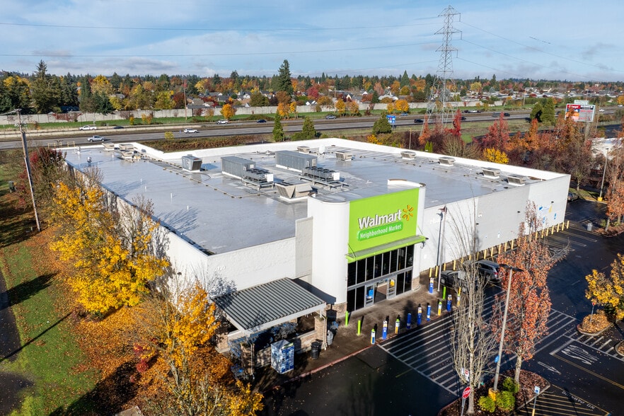 More Photos Of 2730 Gateway St, Springfield Freestanding For Sale