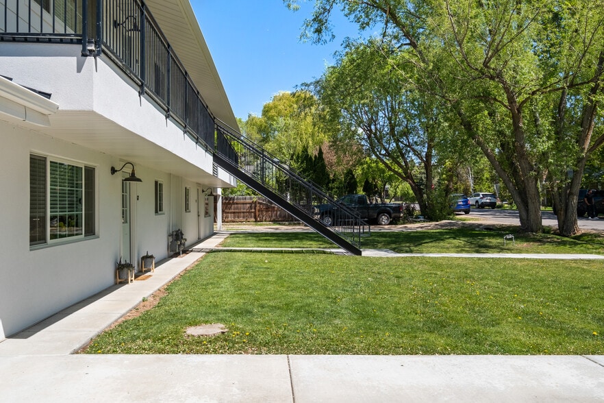 More Photos Of 49 N 300 E, Midway Apartments For Sale