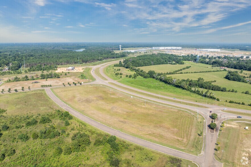More Photos Of 0 Nissan Pkwy, Canton Land For Sale