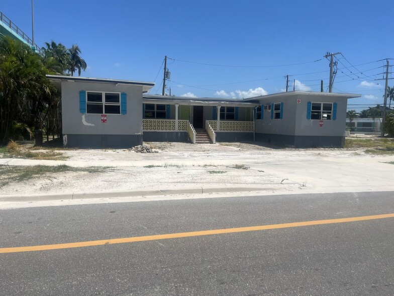 Primary Photo Of 1039 3rd St, Fort Myers Apartments For Sale