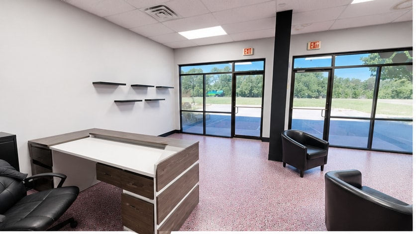 More Photos Of 2605 W Storage Parkway Rd, Rogers Flex For Lease