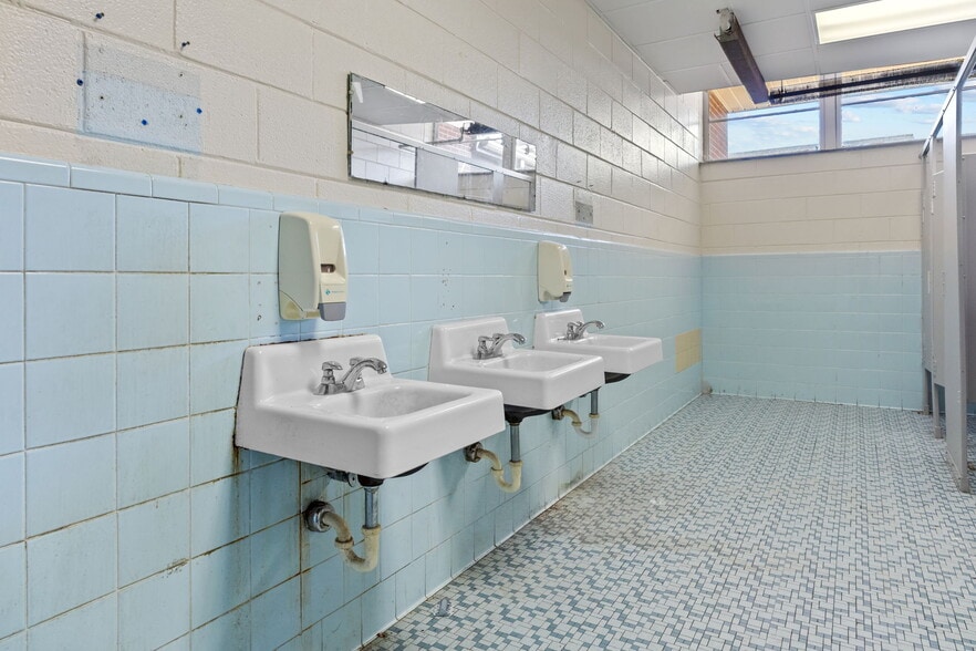 More Photos Of 8967 Cedar Grove School Loop Rd, Nashville Schools For Sale