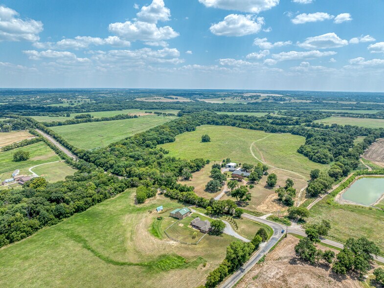 More Photos Of 606.51 Acres, Sherman Land For Sale