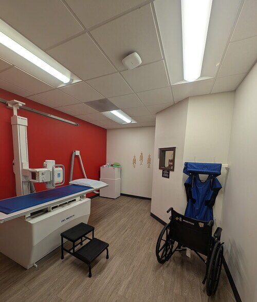 More Photos Of 9040 Ulmerton Rd, Largo Coworking Space