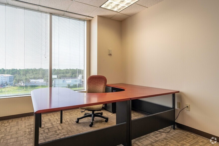 Photo of 6th Floor Ste 605