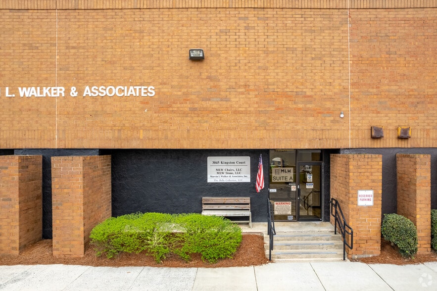 More Photos Of 3045 Kingston Ct, Peachtree Corners Warehouse For Lease