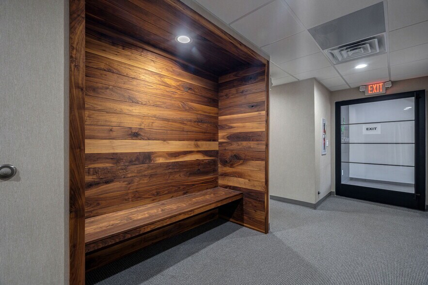 More Photos Of 195 King Ave, Athens Medical For Lease