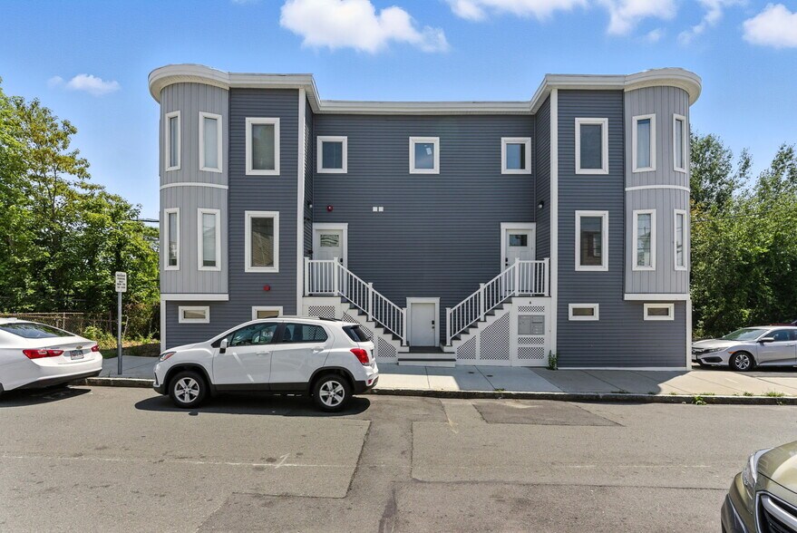 More Photos Of 6-8 Garfield Ave, Revere Apartments For Sale
