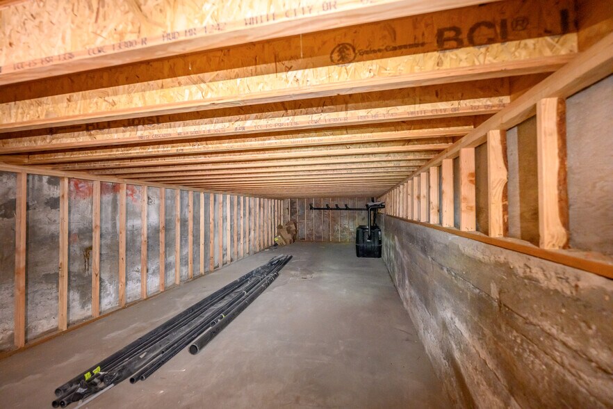 More Photos Of 433 NE 3rd St, Mcminnville Restaurant For Sale