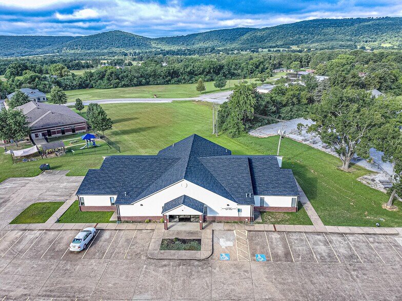 More Photos Of 1821 E Main St, Mountain View Office For Sale