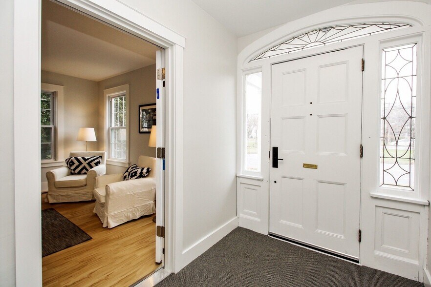 More Photos Of 2 Park St, Norwalk Apartments For Sale