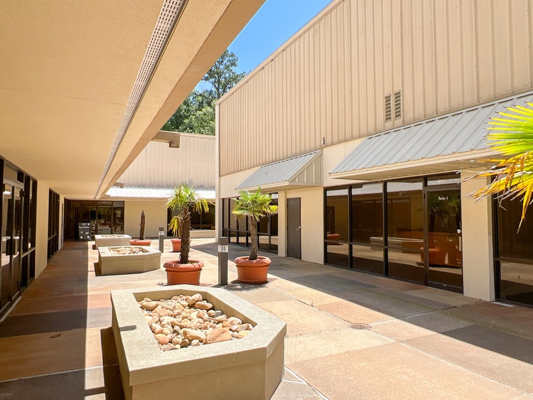 More Photos Of , Mandeville Office For Sale