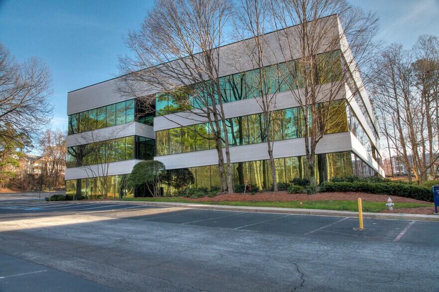 More Photos Of 1301 Hightower Trl, Atlanta Unknown For Lease