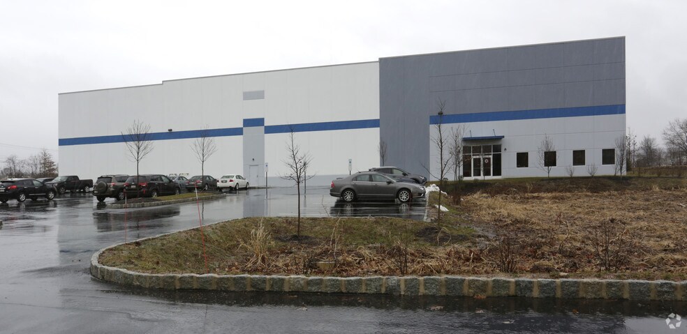More Photos Of 2500 Emrick Blvd, Bethlehem Warehouse For Lease
