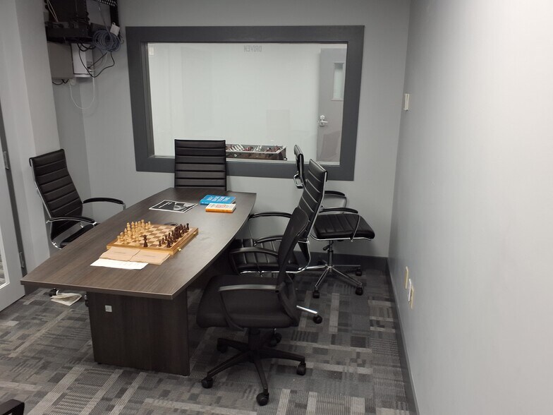 More Photos Of 40 Main St, Toms River Medical For Lease