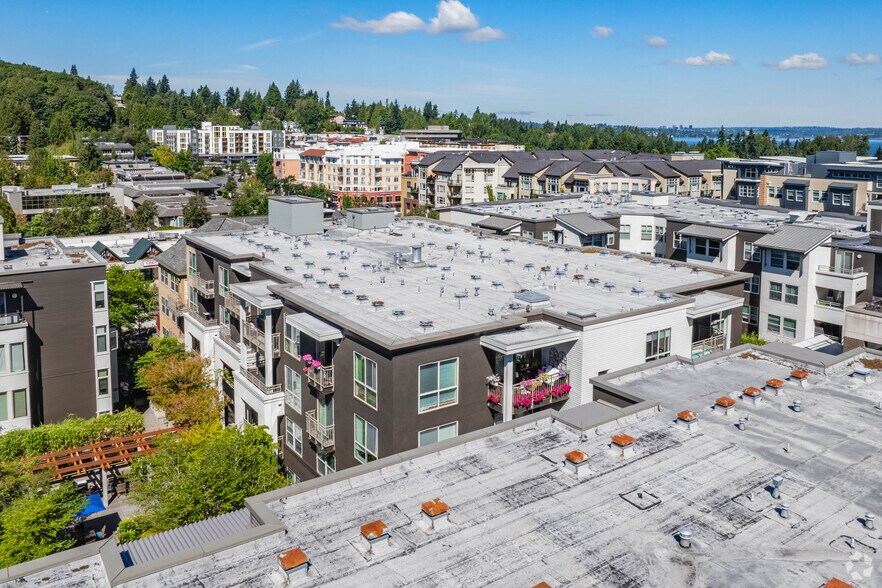 More Photos Of 2758 78th Ave SE, Mercer Island Multifamily For Sale