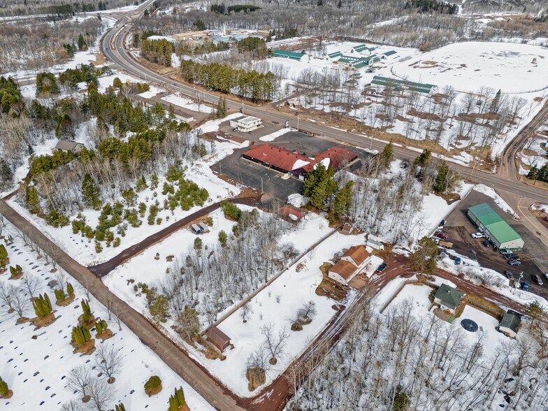 More Photos Of 629 W Cloverland Dr, Ironwood Storefront For Sale