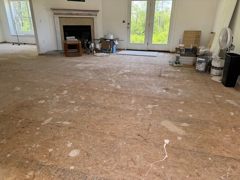 More Photos Of 13450 S Topeka Ave, Carbondale Apartments For Sale