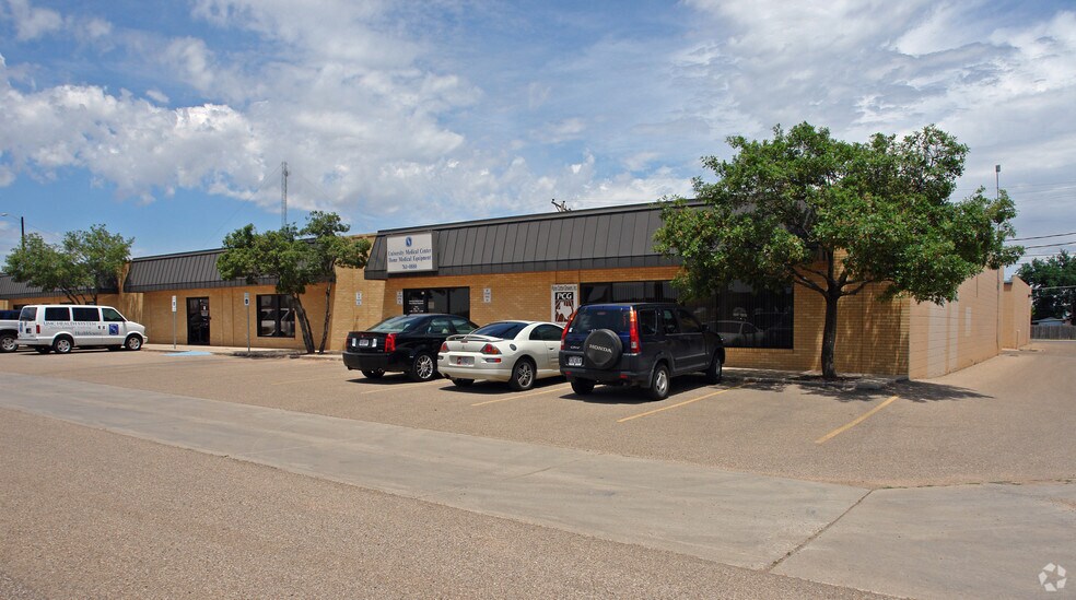 More Photos Of 4505-4517 W Tx-289-loop, Lubbock Light Distribution For Lease