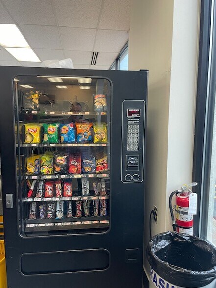 More Photos Of 447 Smith St, Perth Amboy Freestanding For Sale