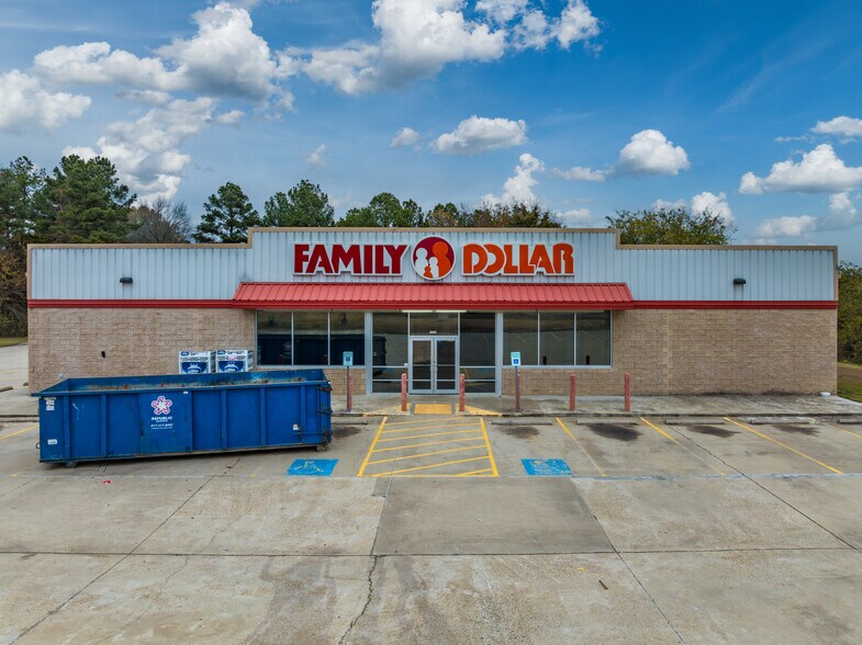 More Photos Of 270 S Main St, Avinger Freestanding For Sale