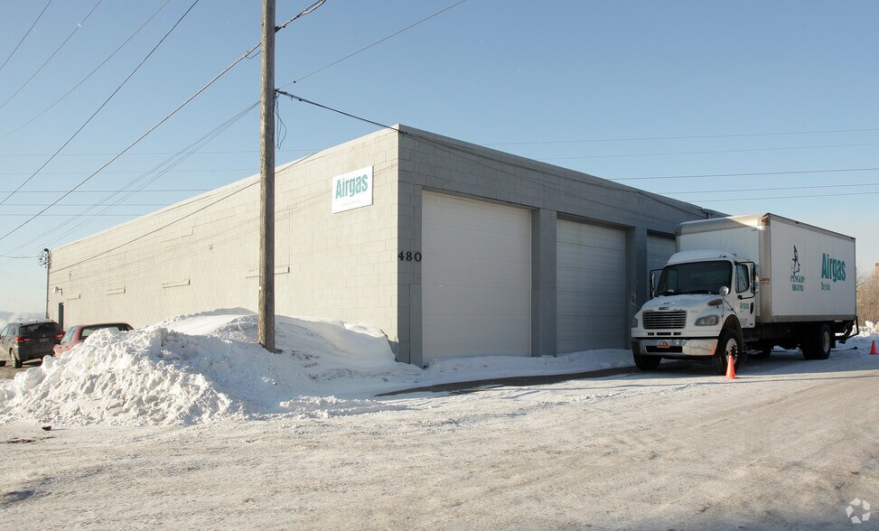 More Photos Of 480 Kenny Rd, Saint Paul Warehouse For Sale