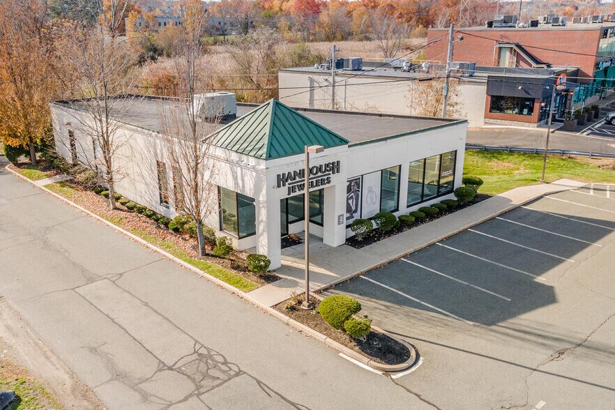 More Photos Of 150 Andover St, Danvers Freestanding For Lease