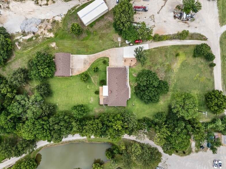 More Photos Of 981 Witherspoon Way, Flower Mound Industrial For Sale