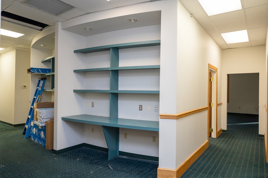 More Photos Of 195 Thomas Johnson Dr, Frederick Medical For Lease