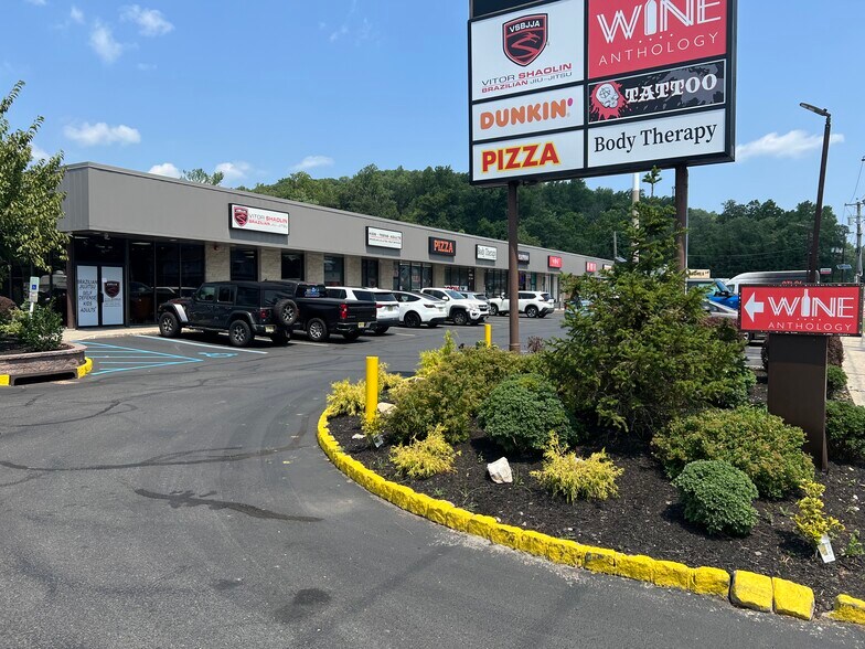 More Photos Of 1985 Route 22 W, Scotch Plains Storefront Retail Office For Lease