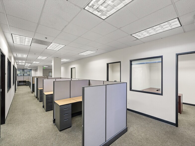 More Photos Of 2763 Camino del Rio S, San Diego Office For Sale