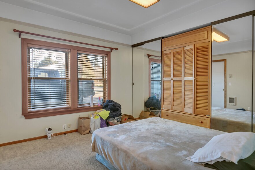 More Photos Of 10709 Woodland Ave E, Puyallup Specialty For Sale