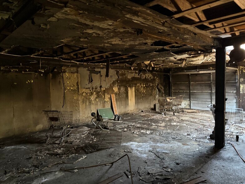 More Photos Of 6212-6216 SE 15th St, Oklahoma City Freestanding For Sale