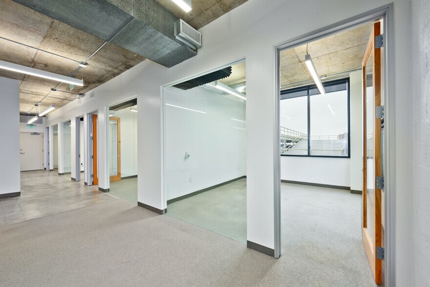 More Photos Of 11388-11390 W Olympic Blvd, Los Angeles Loft Creative Space For Lease