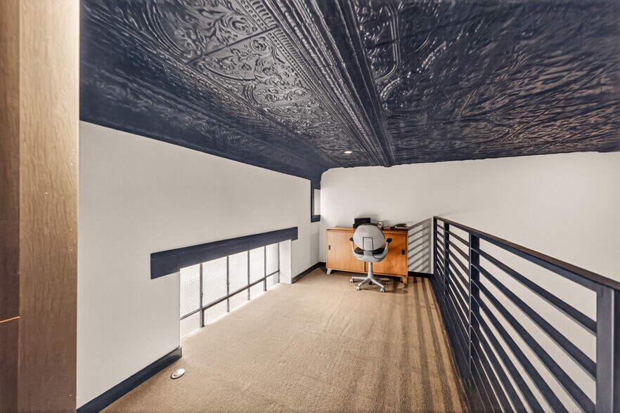 More Photos Of 614 High St, Comfort Storefront Retail Residential For Sale