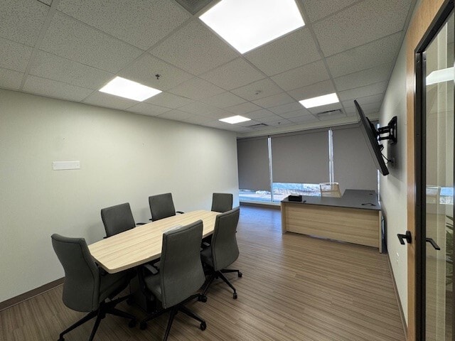 More Photos Of 2800 S Texas Ave, Bryan Office For Lease