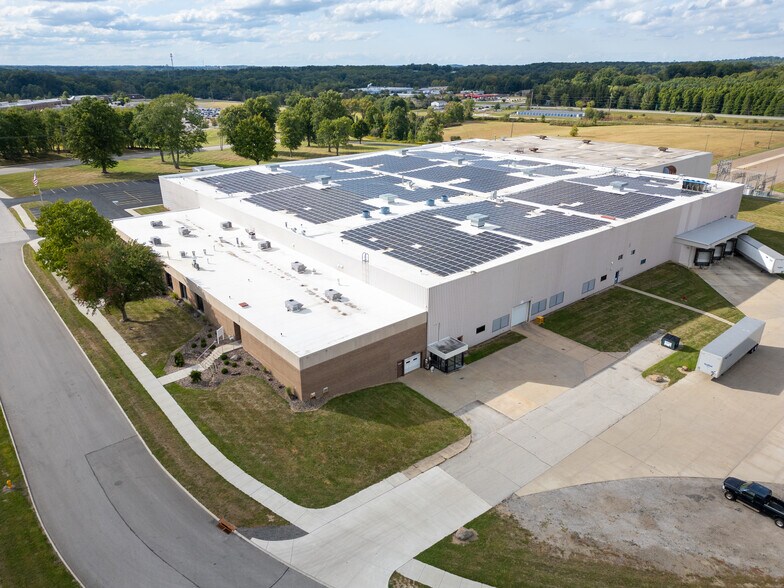 More Photos Of 6800 N Chestnut St, Ravenna Warehouse For Sale